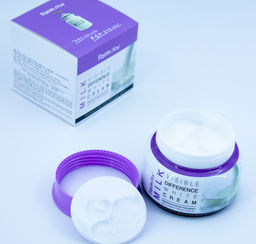 Осветляющий крем для лица с молочными протеинами FARMSTAY, 100 мл