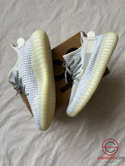 Кроссовки женские весенние