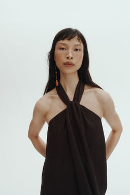 Vestido halter con detalle girado - H&m фото 5