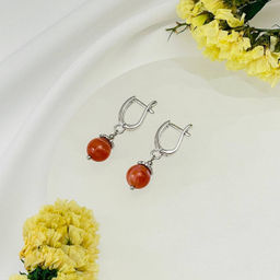 Серьги из Сардоникса