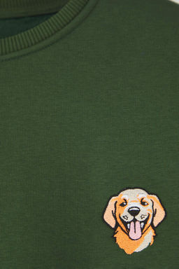 Haki Bisiklet Yaka Oversize/Genis Kesim Ici Polarl? Kopek Nak?s Sweatshirt TMNAW24SW00064