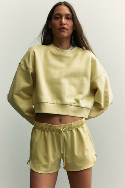 Pantalon corto de deporte DryMove