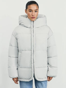 Куртка стеганая с капюшоном / Zarina