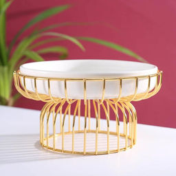 Подставка для десертов керамическая на металлической подставке «Богема», d=23 см, на металлической подставке, 23×12 см, белая