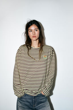 STRIPED EMBROIDERED PIPPI L_NGSTRUMP T-SHIRT