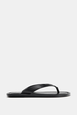 FLAT LEATHER SANDALS