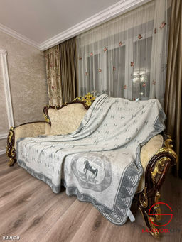 Плед-покрывало в подарочной сумке