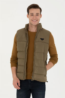 Мужской жилет цвета хаки Неожиданная скидка в корзине