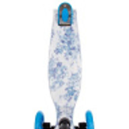 Самокат трехколесный