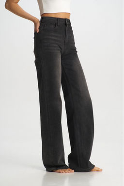 Джинсы-трубы Washed Black