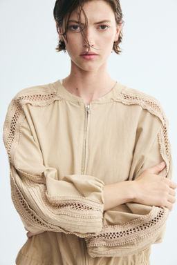 Chaqueta en mezcla de lino con detalle de encaje - H&m фото 3