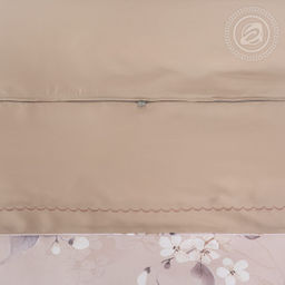 Постельное белье Дана (тенсель) 2 сп. с Евро/Пододеяльник (молния, ушки): 1 шт.- 210*175; Простыня: 1 шт.- 240*240; Наволочка (молния, ушки): 2 шт.- 70*70; Наволочка (молния, ушки): 2 шт.- 50*70 Тенсел