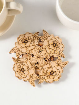 Цена за 2 шт. Подставка под горячее «Цветы», вид 3, 11см, можжевельник, фанера