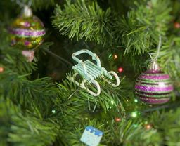 Елочные игрушки: Санки Большие 56GG64-25804