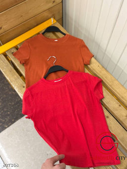 Футболка женская однотонная