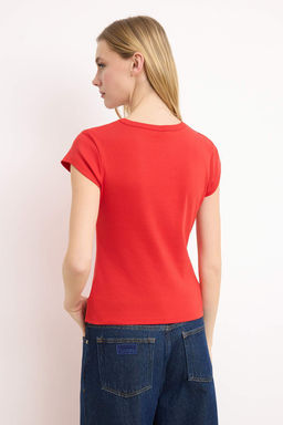 K?rm?z? Dugmeli Fitted/Vucuda Oturan Orme Bluz TWOSS25BZ00281