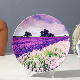 Тарелка декоративная Лавандовое поле, вид 2, с рисунком на холсте, D = 19,5 см