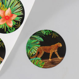 Наклейка бумага Гепарды, тиснение золото, d=3.8 см, 252 шт. в рулоне