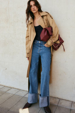 Vaquero con vuelta ancha