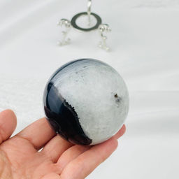 Шар из Агата на подставке