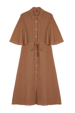 Kahverengi Pelerin Kol Detayl? Beli Baglamal? Midi Gomlek Dokuma Elbise TWOSS24EL01101 - Trendyolmilla фото 6