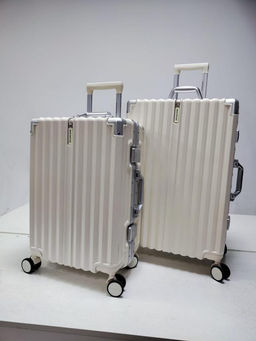 Набор из 2-х чемоданов, композит, алюминий, MIRONPAN 32415 Молочный
