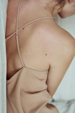 VESTIDO FORRO TIRANTES MULTIPOSICI?N / rosa claro - Zara фото 2