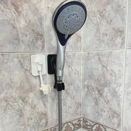 Самоклеящийся держатель для лейки душа на стену (2823) Самоклеящийся держатель для лейки душа на стену черная (2823-2) - Мой органайзер фото 4