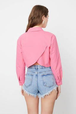 Pembe Crop Dokuma S?rt Dekolteli Keten Gorunumlu Plaj Gomlegi TBESS24GO00012