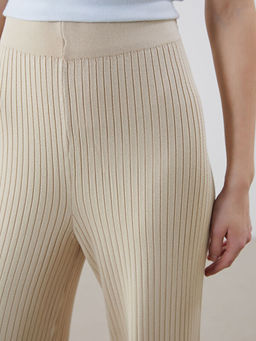 Beli Lastikli Dokulu Kad?n Triko Pantolon