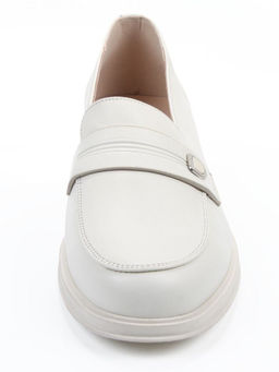 03-DEB2-3 MILK Лоферы женские (натуральная кожа)