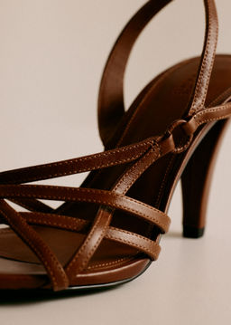 Sandalias de piel con anilla - H&m фото 4
