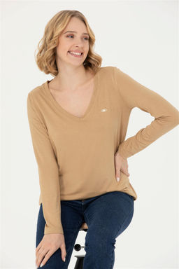 Женский свитшот песочного цвета с v-образным вырезом Неожиданная скидка в корзине