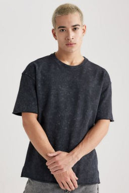 Comfort Regular Fit Rahat Kal?p Bisiklet Yaka Y?kamal? Soluk Efektli K?sa Kollu Tisort