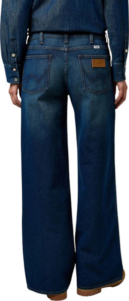 Джинсы женские