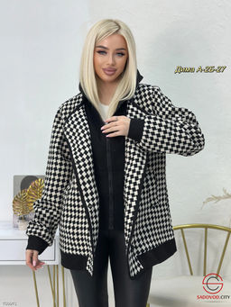 Женское пальто короткое