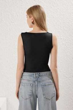 Siyah Buzgu/Drape Detayl? Fitted/Vucuda Oturan C?tc?tl? Esnek Orme Body TWOSS25BD00005