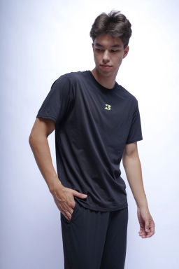 Футболка Черный