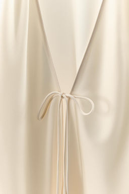 CAMISA SATINADA ENCAJE LAZADA / Crudo - Zara фото 6