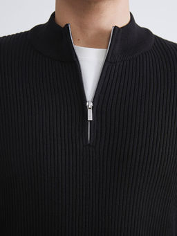 Dik Yaka Erkek Triko Kazak