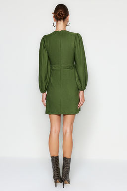 TRENDYOLMILLA Kahverengi Duz Mini Mini Balon Kollu V Yaka Suet Dokuma Elbise TWOAW24EL00583 фото 6