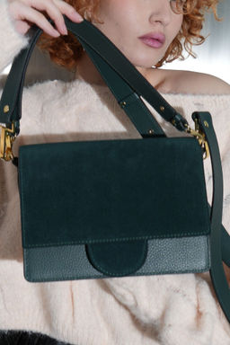 Сумка замшевая через плечо Deboro 30574 форест