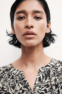 Blusa con mangas globo - H&m фото 4