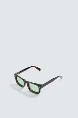 RECTANGULAR SUNGLASSES