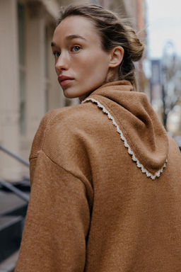 KNIT JUMPER WITH BANDANA AND LACE TRIM - Zara фото 3