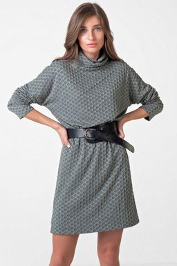 Платье фактурное короткое из трикотажа светло-зеленое