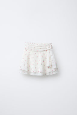 FLORAL RUFFLE BERMUDA SKORT