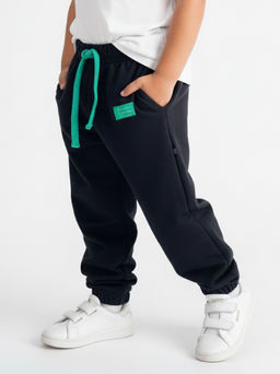 Спортивные штаны на резинке 22-0517 черный|зеленый - Mini maxi фото 2