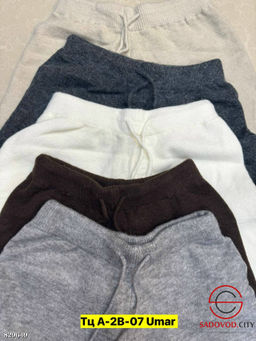 Костюм женский (свитер и шорты)