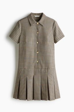 Vestido con falda tableada